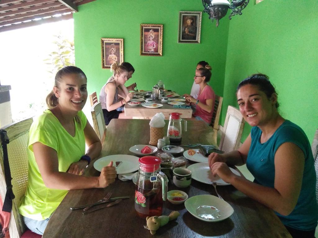 Buyan Homestay ซานูร์ ภายนอก รูปภาพ