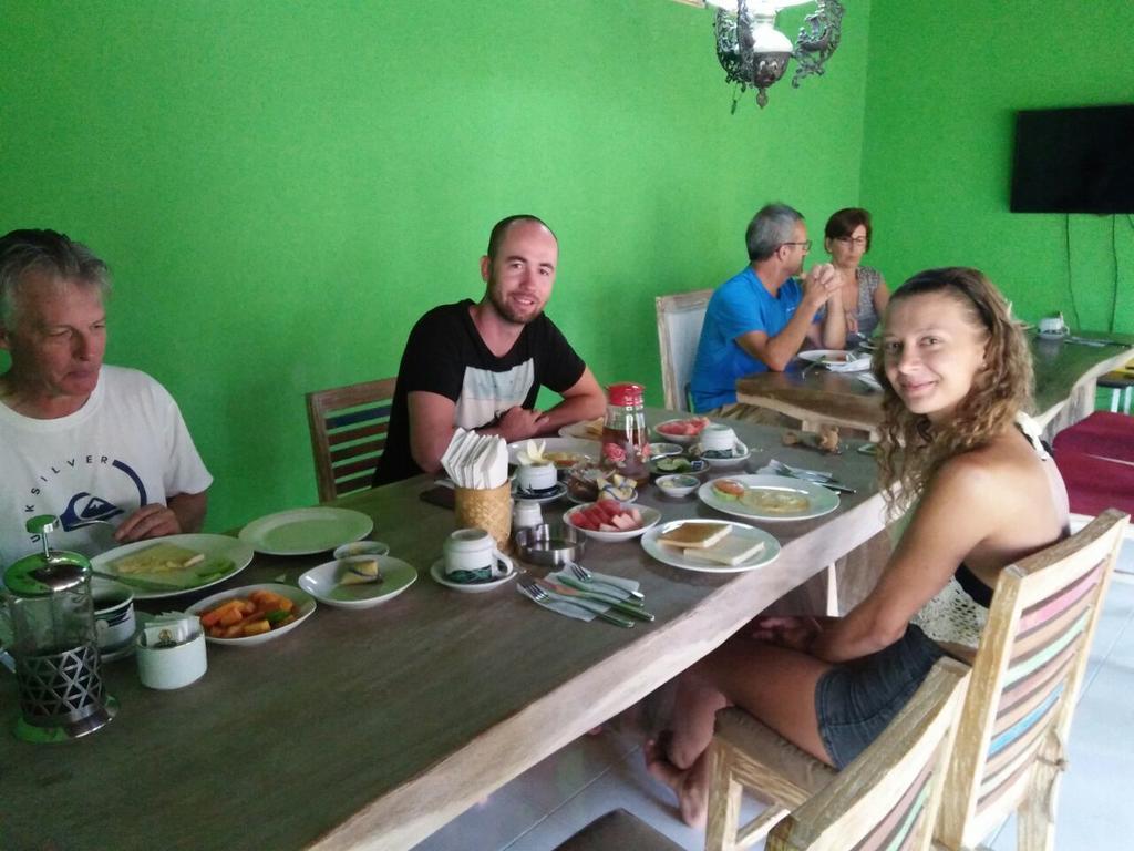Buyan Homestay ซานูร์ ภายนอก รูปภาพ
